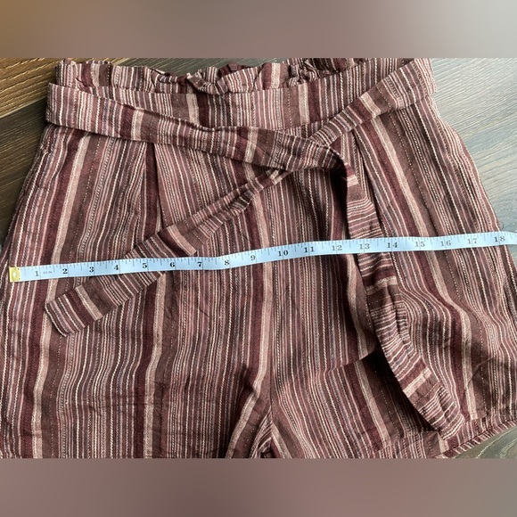 Blue Rain Paper Bag Shorts. Size Small. - Picture 9 of 10